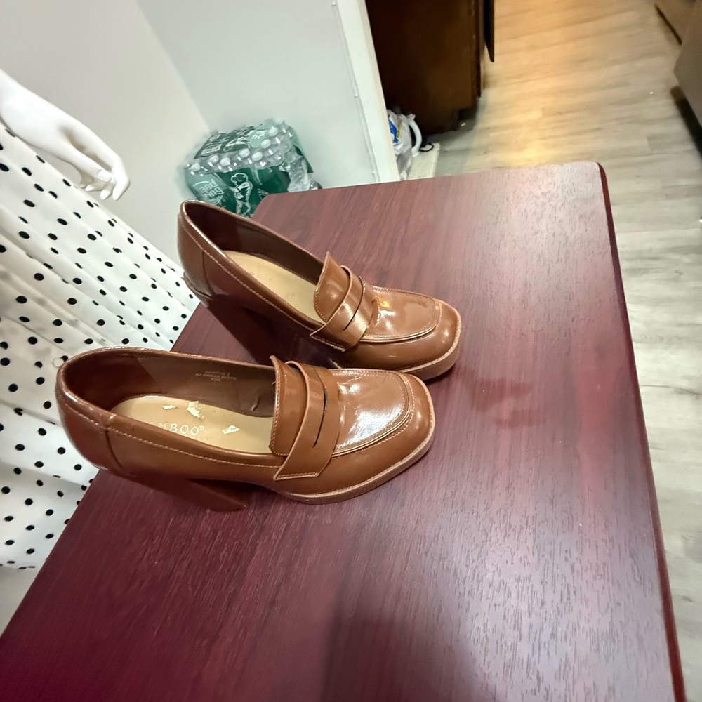 BAMBOO Women's Brown Heels - Picture 11 of 16